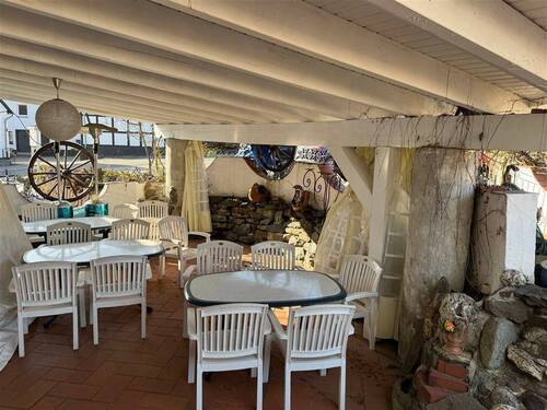 überdachter Biergarten (Winterzeit) - 