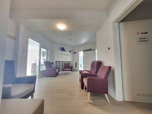 Gewerbefläche - 3 Zimmer Büro zur Miete in Laaber