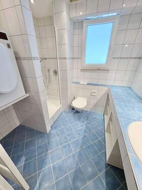 Duschbad Ansicht 1 - 