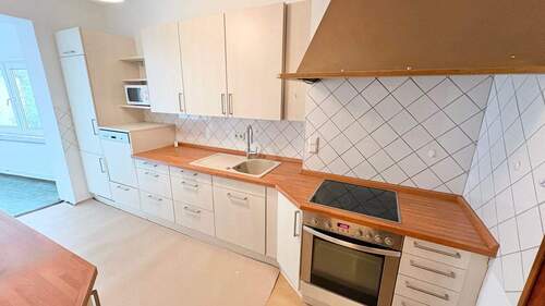 Küche Ansicht 1 - TOP Lage in AB City! 2 ZW mit 2 Bädern + Ankleideraum