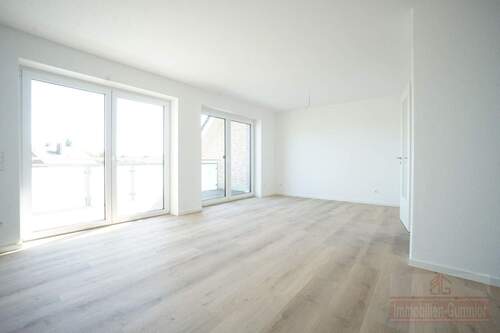 Wohnbereich - IMMOBILIEN GUMNIOR präsentiert: helle 3-Zimmer-Dachgeschosswohnung in Rheine