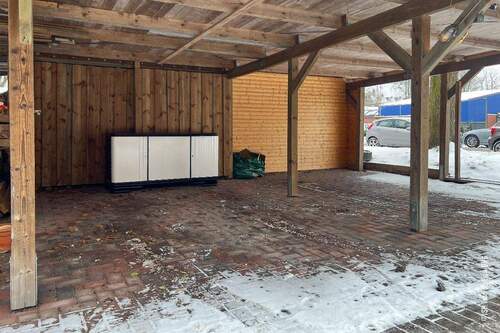 Carport mit Schuppen - 