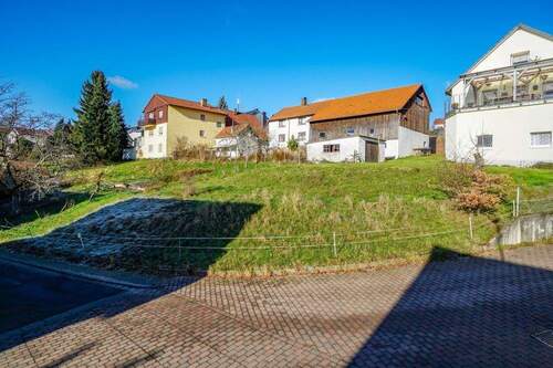 Grundstücksansicht von Süden - 