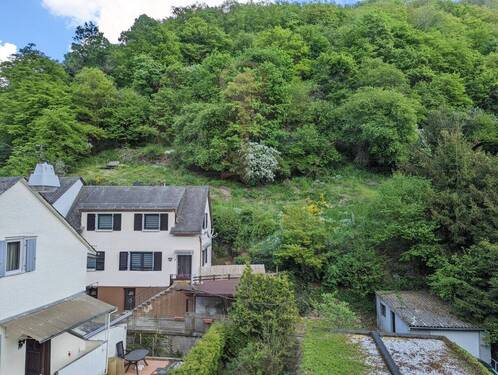 Herzlich Willkommen! - ***Idylle statt Alltag!...Doppelhaushälfte mit Burgblick in Sauerthal