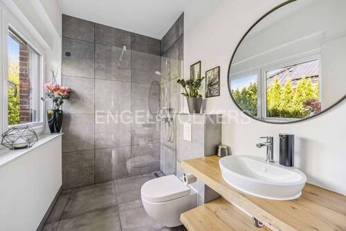 Duschbad im Erdgeschoss - 