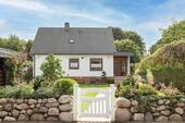 Hausansicht - Einfamilienhaus mit Traumgrundstück