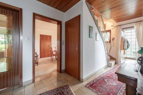 Eingang - Einfamilienhaus mit 130,00 m² in Ellerbek zum Kaufen