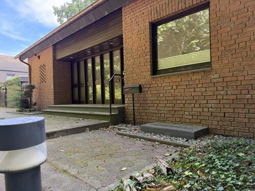 der Hauseingang - 6 Zimmer Einfamilienhaus in Gütersloh