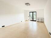 zusätzliches Zimmer im EG - 