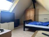 Wohn-, Schlafzimmer DG MFH - 