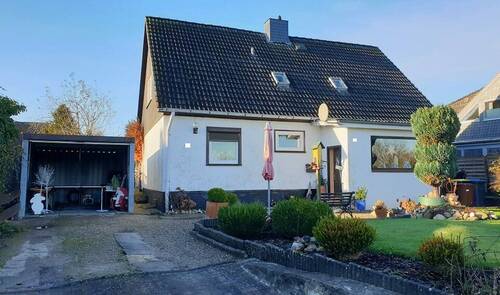 Ansicht.jpg - 7 Zimmer Mehrfamilienhaus, Wohnhaus zum Kaufen in Windeby