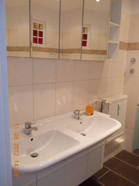 Knei Bad2 - 