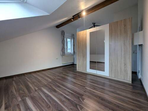 Schlafbereich_ - Etagenwohnung mit 36,00 m&sup2; in Neu-Ulm zum Kaufen