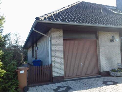 Garage - 5 Zimmer Einfamilienhaus in Brake (Unterweser)