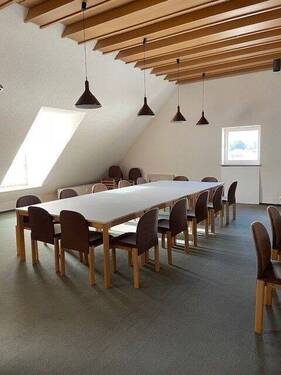 2. OG Versammlungsraum_ Großraumbüro b - 