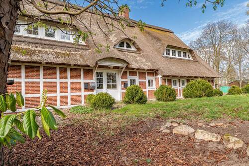 Außenansicht - 1 Zimmer Mehrfamilienhaus, Wohnhaus in Hemmoor