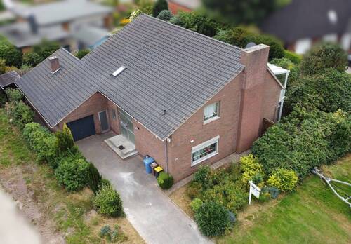 Straßenansicht - 7 Zimmer Einfamilienhaus zum Kaufen in Barßel