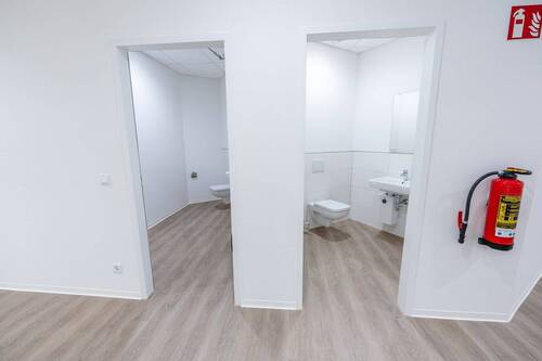 WC - 