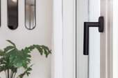 elegante Fenstergriffe, passend zur Innenausstattu - 