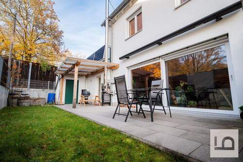 Terrasse teilüberdacht - 