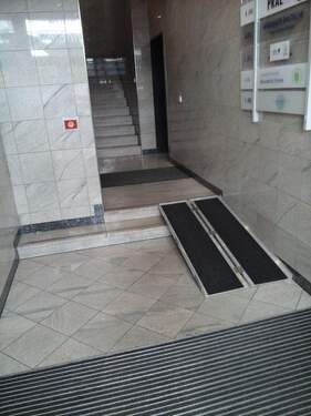 Treppenhauseingang - 