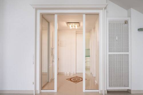 Eingangsbereich - 3 Zimmer Etagenwohnung zum Kaufen in München