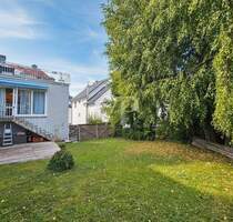 In zentraler Lage von Neu-Anspach - flexibel nutzbares, solides Wohn- und Geschäftshaus mit Garage