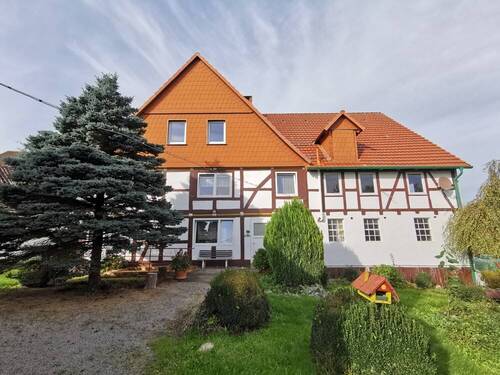 Ansicht vom Garten - 7 Zimmer Mehrfamilienhaus, Wohnhaus zum Kaufen in Vahlbruch