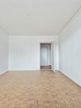 Wohnzimmer 2 - Etagenwohnung mit 73,00 m&sup2; in München zum Kaufen