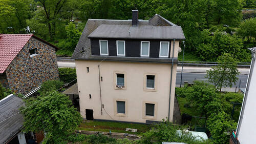 Hausansicht - 6 Zimmer Mehrfamilienhaus, Wohnhaus in Dresden