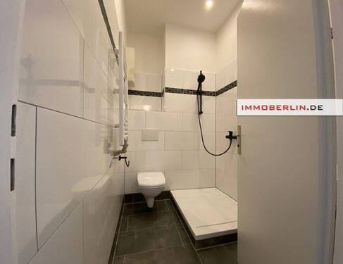 3 - 3 Zimmer Etagenwohnung in Berlin