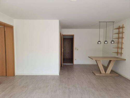 Wohn- Esszimmer - 2 Zimmer Terrassenwohnung in München