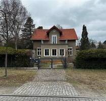 Einfamilienhaus mit 4 Zimmern und 3 Kammern in Schulzendorf zu vermieten