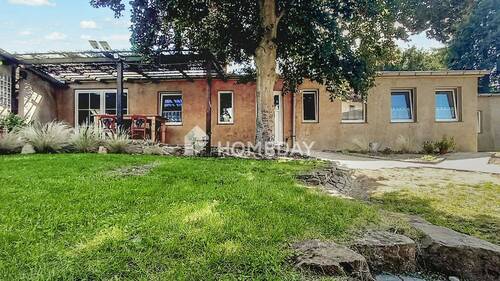 Wohnhaus Außenansicht 8 - 4 Zimmer Mehrfamilienhaus, Wohnhaus zum Kaufen in Grimma