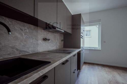 Küche - Exklusive Obergeschosswohnung-75 m² Neubauqualität mit 3m Deckenhöhe & hochwertiger Einbauküche