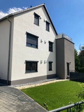 Ansicht Gartenfläche - Etagenwohnung mit 113,00 m² in Oberkochen zur Miete