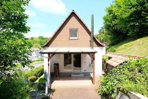 Bild 2 - 4 Zimmer Einfamilienhaus zum Kaufen in Bebra