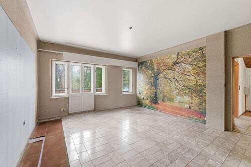 Schlafzimmer mit Balkon im 1. OG - Einfamilienhaus mit 136,00 m&sup2; in Berlin zum Kaufen