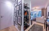 Eingang mit Garderobe - 