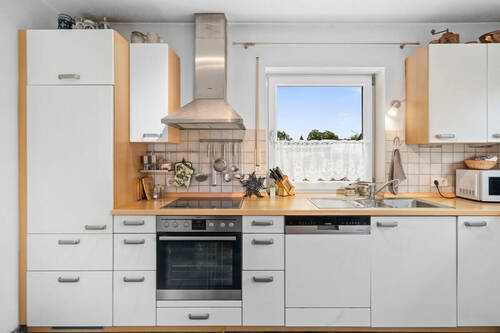 Bild 3 - 4 Zimmer Einfamilienhaus in Zeitlarn - Laub