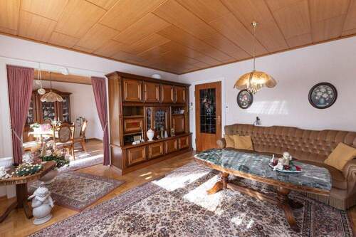 Wohnzimmer - 4 Zimmer Einfamilienhaus zum Kaufen in Nordhastedt