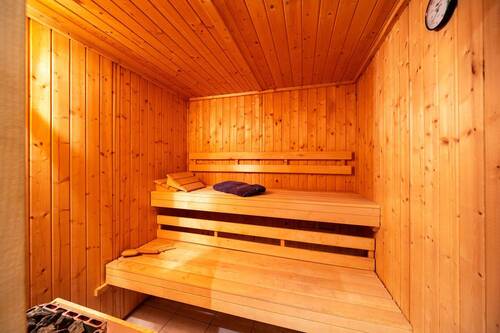 Sauna im Nebengebäude - 