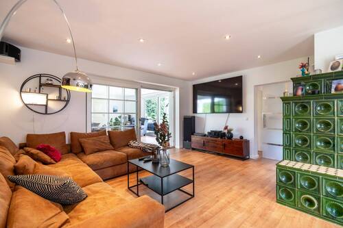 Wohnen, Essen und Küchenbereich Haupthaus - Einfamilienhaus mit 146,60 m&sup2; in Schloß Holte-Stukenbrock zum Kaufen