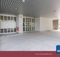 KÄUFERPROVISIONSFREI! Große Praxis-Etage in einem Wohn-Geschäftshaus mit bereits vorh. Arztpraxen! - Oberursel (Taunus)