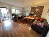 Wohnzimmer - Etagenwohnung mit 81,90 m² in Schortens zum Kaufen