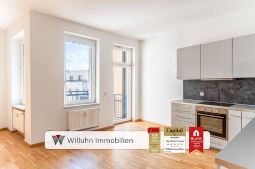 Bezugsfrei ! - Sofort einziehen! 4-Zimmer Altbauwohnung I moderne Einbauküche I West-Balkon
