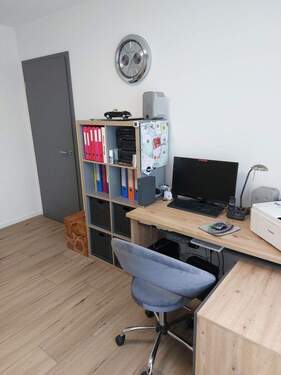 Kinder-/Gäste-/Arbeitszimmer - 