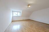 Wohn- u. Schlafbereich 1-Zimmer-Whg. - 