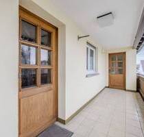 Zwei Wohneinheiten - Ein Preis: 3-Zimmer und 1-Zimmer-Wohnung mit Potenzial - Ludwigsburg West