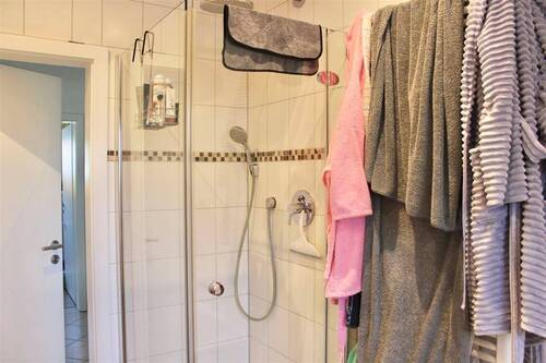 Detailaufnahmen Badezimmer EG - 